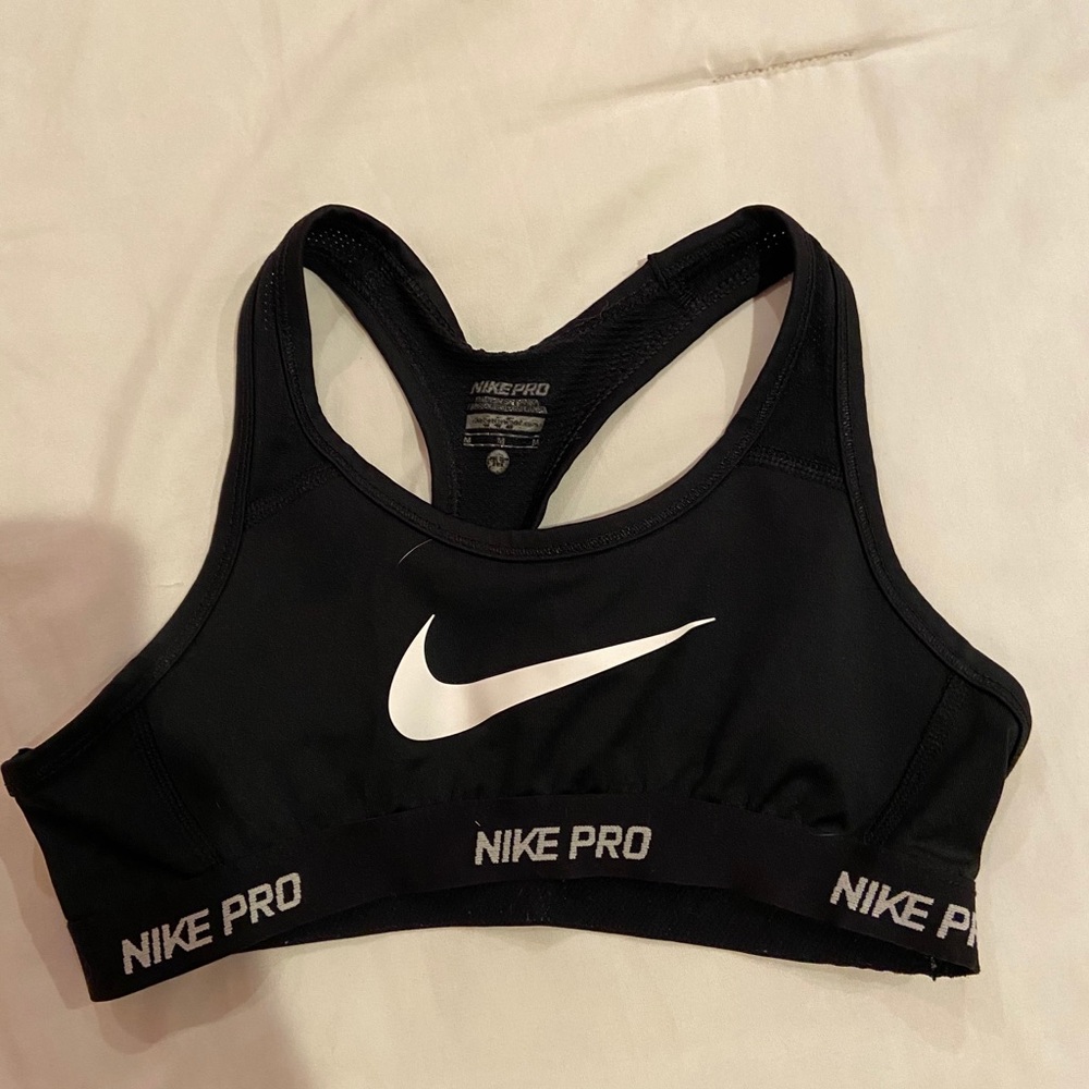 NIKE PRO sports bra (girls)